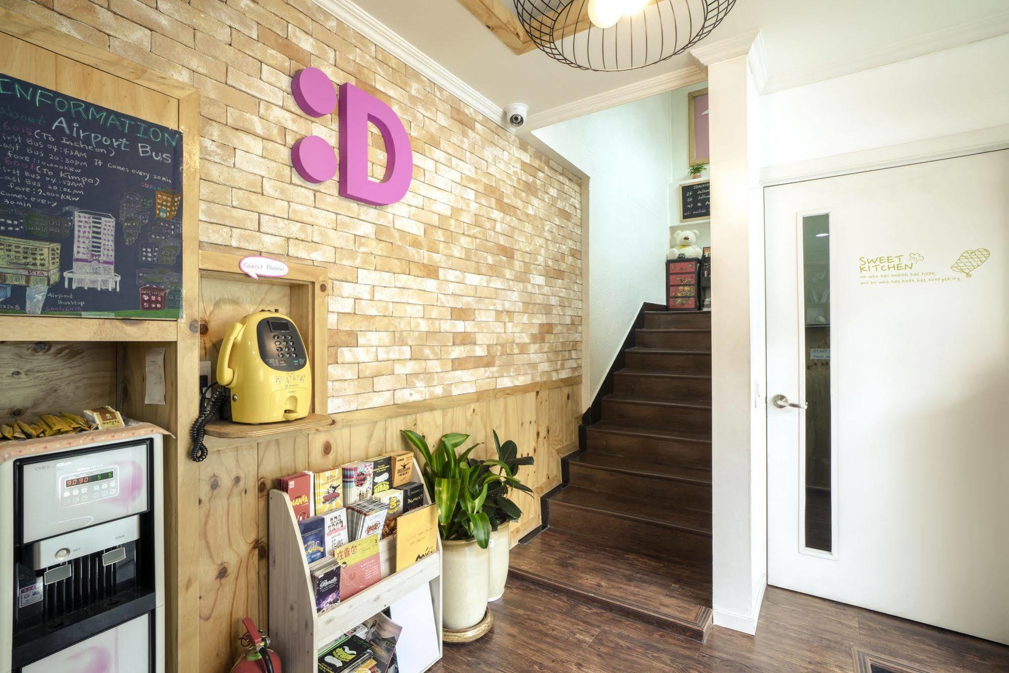 Dalkom Myeongdong Guesthouse Seoul Exteriör bild